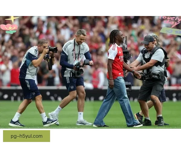 埃泽遭弃还能出场几次本赛季内